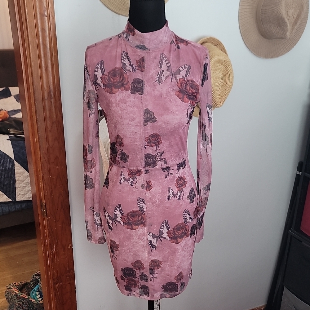 Forever 21 Long Sleeve Floral Dress in Mauve - Picture 13 of 13